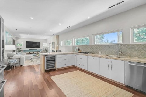 Villa ou maison à vendre à Sarasota, Floride: 3 chambres, 271.55 m2 № 2092782 - photo 14
