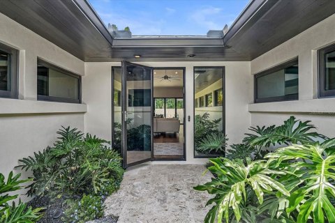 Villa ou maison à vendre à Sarasota, Floride: 3 chambres, 271.55 m2 № 2092782 - photo 4