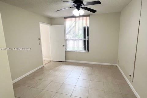 Condominio en alquiler en Plantation, Florida, 2 dormitorios, 89.65 m2 № 1987086 - foto 12