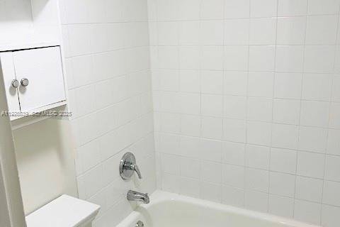 Condominio en alquiler en Plantation, Florida, 2 dormitorios, 89.65 m2 № 1987086 - foto 5