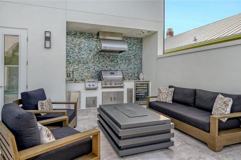Купить виллу или дом в Сарасота, Флорида 14 комнат, 255.85м2, № 2097048 - фото 6