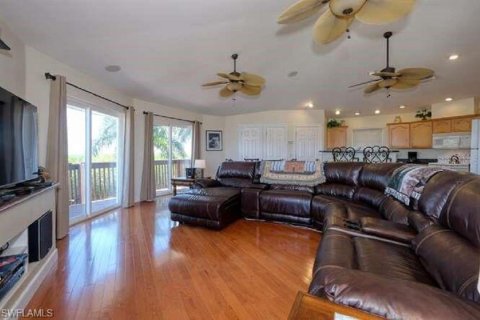Villa ou maison à vendre à Bokeelia, Floride: 2 chambres, 133.04 m2 № 1220100 - photo 24