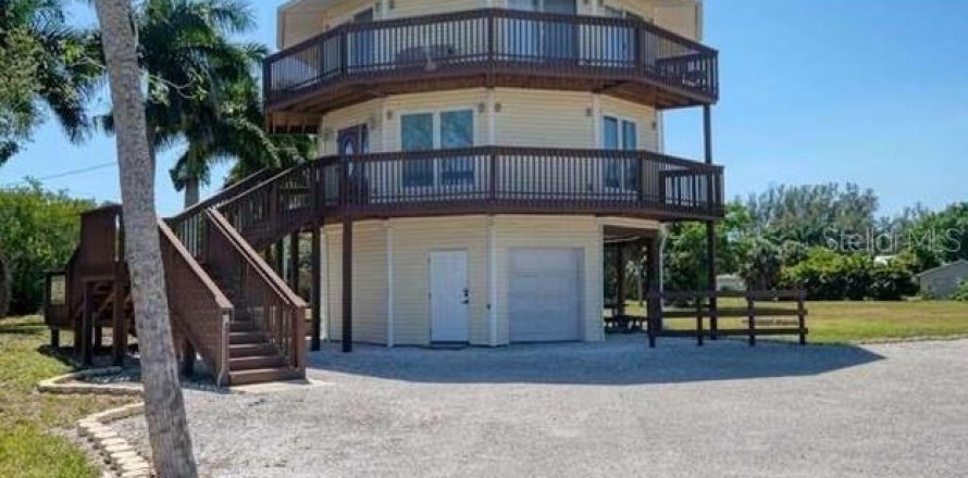 Villa ou maison à Bokeelia, Floride 2 chambres, 133.04 m2 № 1220100
