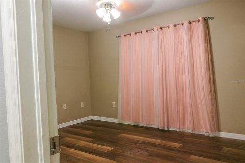 Casa en venta en Spring Hill, Florida, 4 dormitorios, 179.67 m2 № 1917231 - foto 19