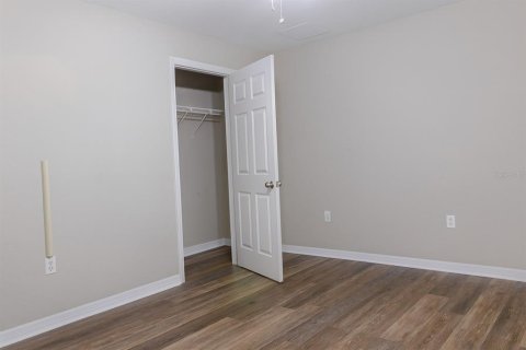 House in Spring Hill, Florida 4 bedrooms, 179.67 sq.m. № 1917231 - photo 16