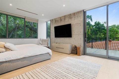Villa ou maison à louer à Miami, Floride: 5 chambres, 353.21 m2 № 1823447 - photo 17
