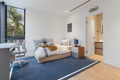 Villa ou maison à louer à Miami, Floride: 5 chambres, 353.21 m2 № 1823447 - photo 25