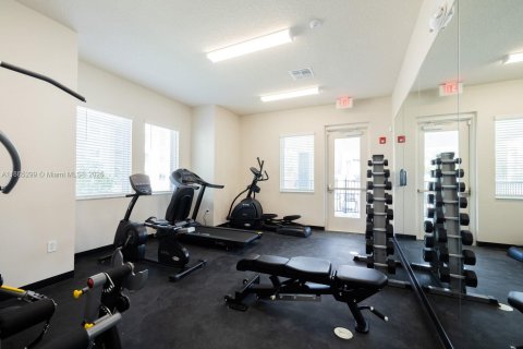 Снять в аренду квартиру в Киссимми, Флорида 3 спальни, 104.52м2, № 1896495 - фото 6