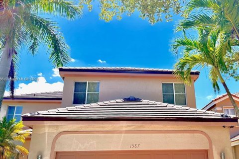 Купить виллу или дом в Уэстон, Флорида 5 спален, 248.23м2, № 1965008 - фото 3