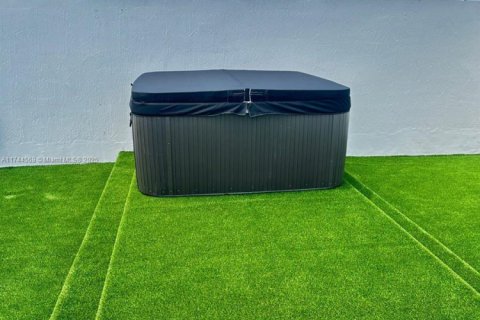 Купить таунхаус в Майами-Бич, Флорида 3 спальни, 210.42м2, № 1940775 - фото 6