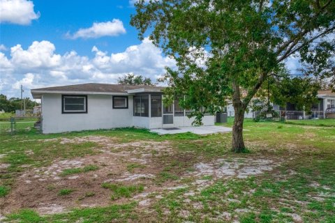 House in Lake Placid, Florida 2 bedrooms, 94.2 sq.m. № 2391213 - photo 24