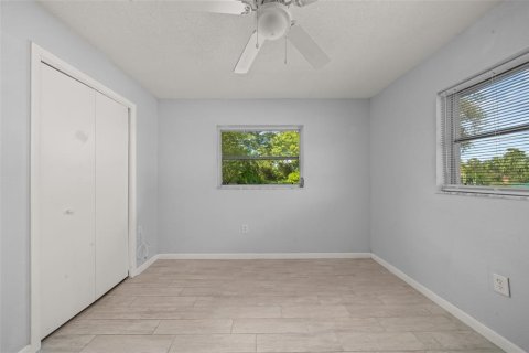 House in Lake Placid, Florida 2 bedrooms, 94.2 sq.m. № 2391213 - photo 19