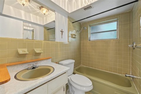 House in Lake Placid, Florida 2 bedrooms, 94.2 sq.m. № 2391213 - photo 16