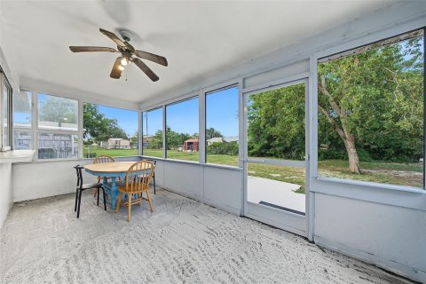 House in Lake Placid, Florida 2 bedrooms, 94.2 sq.m. № 2391213 - photo 22