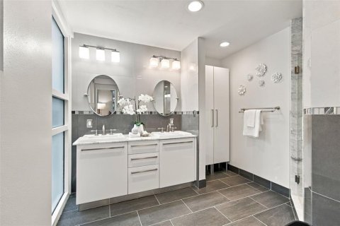 Copropriété à vendre à Saint Petersburg, Floride: 2 chambres, 121.05 m2 № 2419681 - photo 24