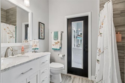 Casa en venta en Land O' Lakes, Florida, 6 dormitorios, 290.97 m2 № 2157986 - foto 30