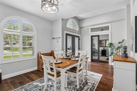 Casa en venta en Land O' Lakes, Florida, 6 dormitorios, 290.97 m2 № 2157986 - foto 4