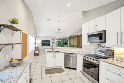 Villa ou maison à vendre à Delray Beach, Floride: 3 chambres, 119.29 m2 № 2397927 - photo 13