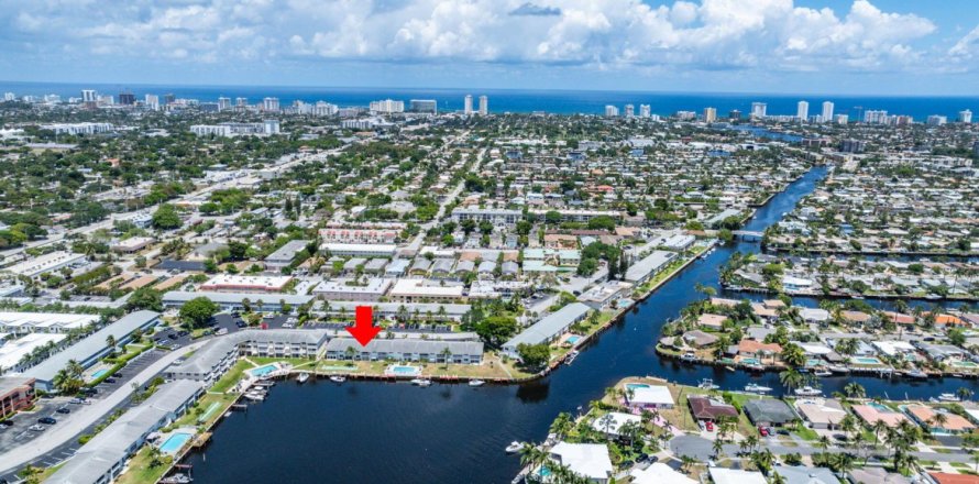 Condo in Pompano Beach, Florida, 2 bedrooms  № 1160845