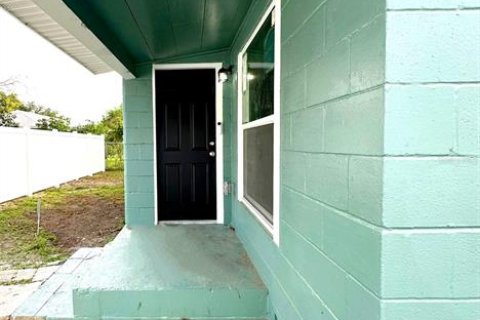 House in Bartow, Florida 3 bedrooms, 91.69 sq.m. № 1167706 - photo 12