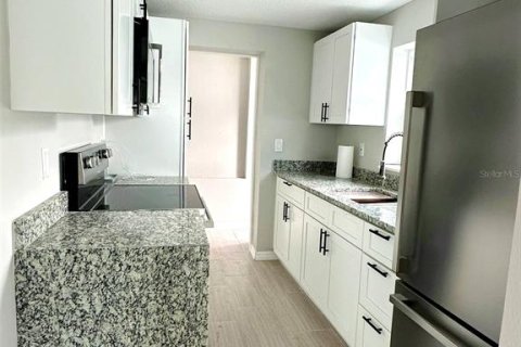 House in Bartow, Florida 3 bedrooms, 91.69 sq.m. № 1167706 - photo 7