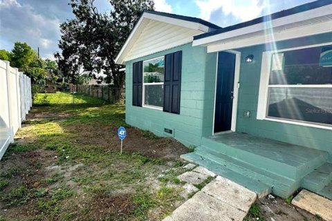 House in Bartow, Florida 3 bedrooms, 91.69 sq.m. № 1167706 - photo 1