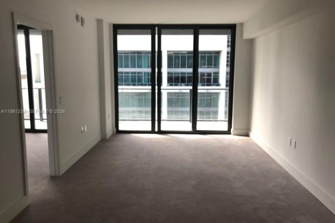 Снять в аренду кондоминиум в Майами, Флорида 1 спальня, 63.55м2, № 2044357 - фото 2