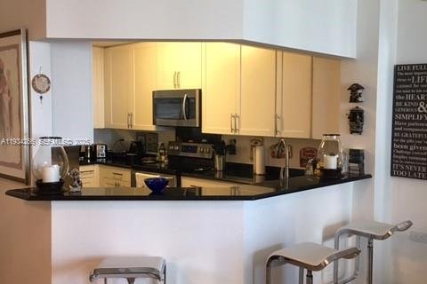 Снять в аренду кондоминиум в Майами, Флорида 3 спальни, 138.7м2, № 1992472 - фото 11