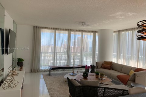 Condo in Sunny Isles Beach, Florida, 3 bedrooms  № 1763821 - photo 8