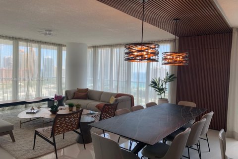 Condo in Sunny Isles Beach, Florida, 3 bedrooms  № 1763821 - photo 11