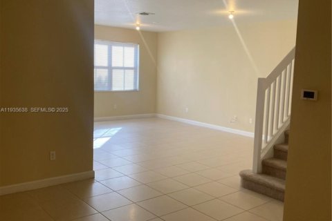 Adosado en alquiler en Parkland, Florida, 4 dormitorios, 159.23 m2 № 1993765 - foto 5