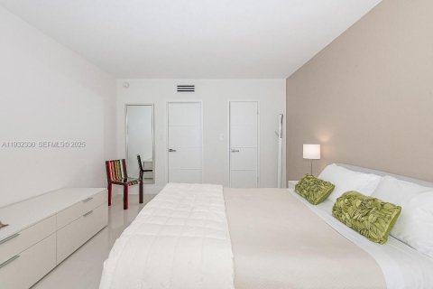 Condominio en venta en Miami Beach, Florida, 1 dormitorio, 79.15 m2 № 1990621 - foto 22