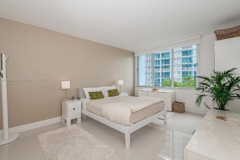 Condominio en venta en Miami Beach, Florida, 1 dormitorio, 79.15 m2 № 1990621 - foto 20