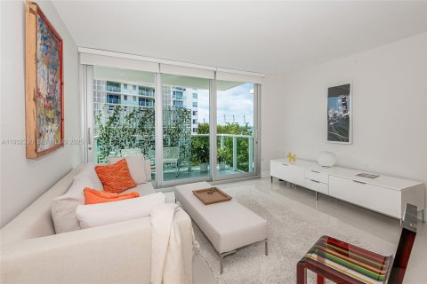 Condominio en venta en Miami Beach, Florida, 1 dormitorio, 79.15 m2 № 1990621 - foto 8