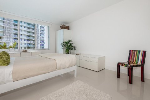 Condominio en venta en Miami Beach, Florida, 1 dormitorio, 79.15 m2 № 1990621 - foto 21