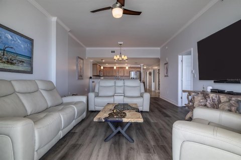 Condo in New Smyrna Beach, Florida, 3 bedrooms  № 1630451 - photo 4