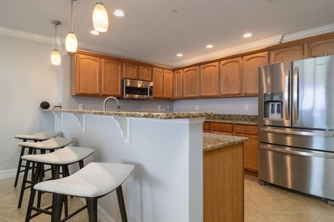 Condo in New Smyrna Beach, Florida, 3 bedrooms  № 1630451 - photo 6