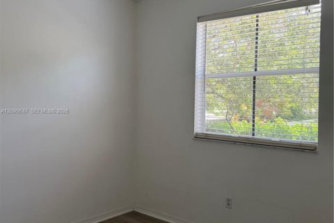 Villa ou maison à vendre à Dania Beach, Floride: 3 chambres, 129.69 m2 № 2385258 - photo 6