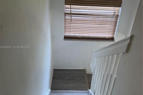 Villa ou maison à vendre à Dania Beach, Floride: 3 chambres, 129.69 m2 № 2385258 - photo 8