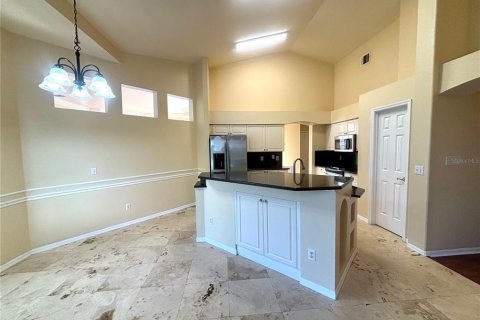 Casa en alquiler en Orlando, Florida, 5 dormitorios, 216.18 m2 № 1910100 - foto 5