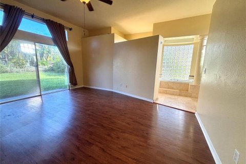 Casa en alquiler en Orlando, Florida, 5 dormitorios, 216.18 m2 № 1910100 - foto 8