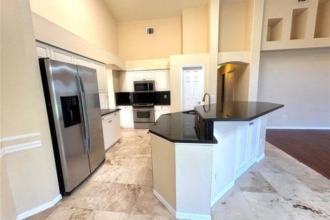 Casa en alquiler en Orlando, Florida, 5 dormitorios, 216.18 m2 № 1910100 - foto 6