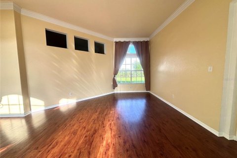 Casa en alquiler en Orlando, Florida, 5 dormitorios, 216.18 m2 № 1910100 - foto 2