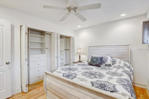 Townhouse in Clearwater, Florida 3 bedrooms, 147.25 sq.m. № 1789813 - photo 21