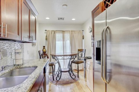 Townhouse in Clearwater, Florida 3 bedrooms, 147.25 sq.m. № 1789813 - photo 8