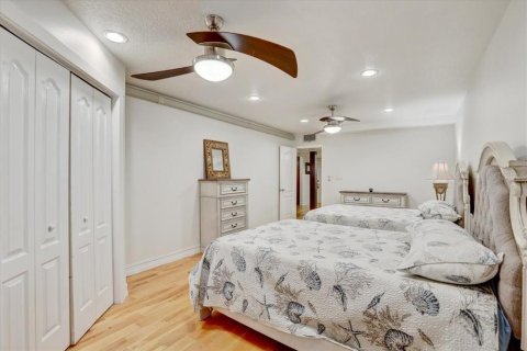 Townhouse in Clearwater, Florida 3 bedrooms, 147.25 sq.m. № 1789813 - photo 17