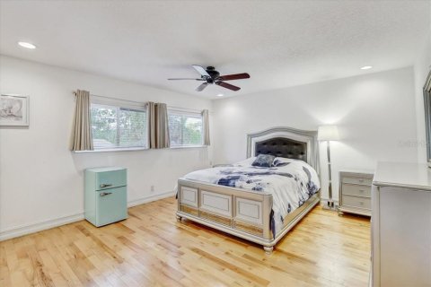 Townhouse in Clearwater, Florida 3 bedrooms, 147.25 sq.m. № 1789813 - photo 25