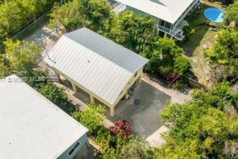 House in Key Largo, Florida 3 bedrooms, 106.65 sq.m. № 1964093 - photo 23
