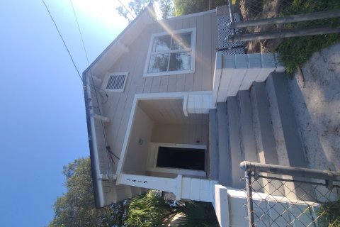 Casa en alquiler en Jacksonville, Florida, 2 dormitorios, 111.48 m2 № 882131 - foto 1