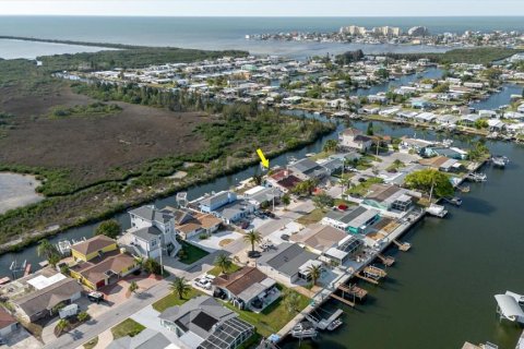 Купить виллу или дом в Гудзон, Флорида 11 комнат, 160.91м2, № 2152144 - фото 4